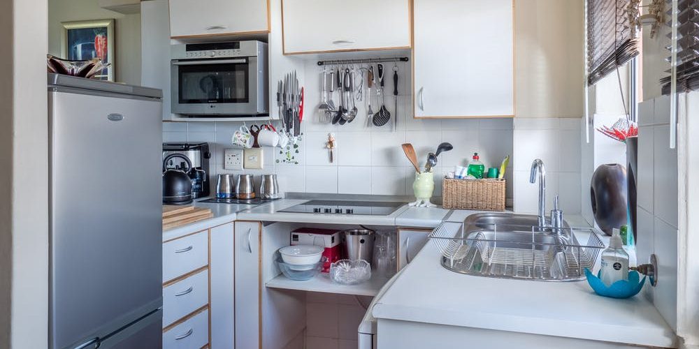 4 Ideas for Furnishing a Small Kitchen