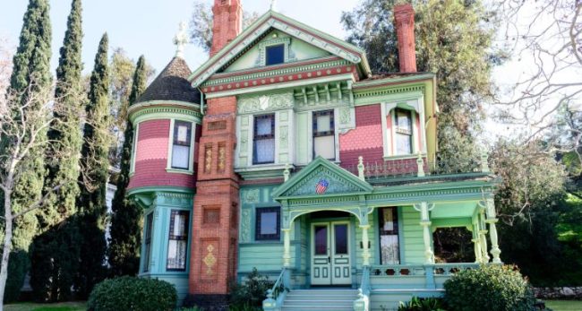 Tips for Successfully Flipping a Historic Home